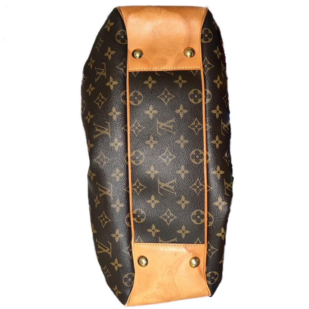 LOUIS VUITTON Boetie Shoulder Bag - Picture 12 of 13